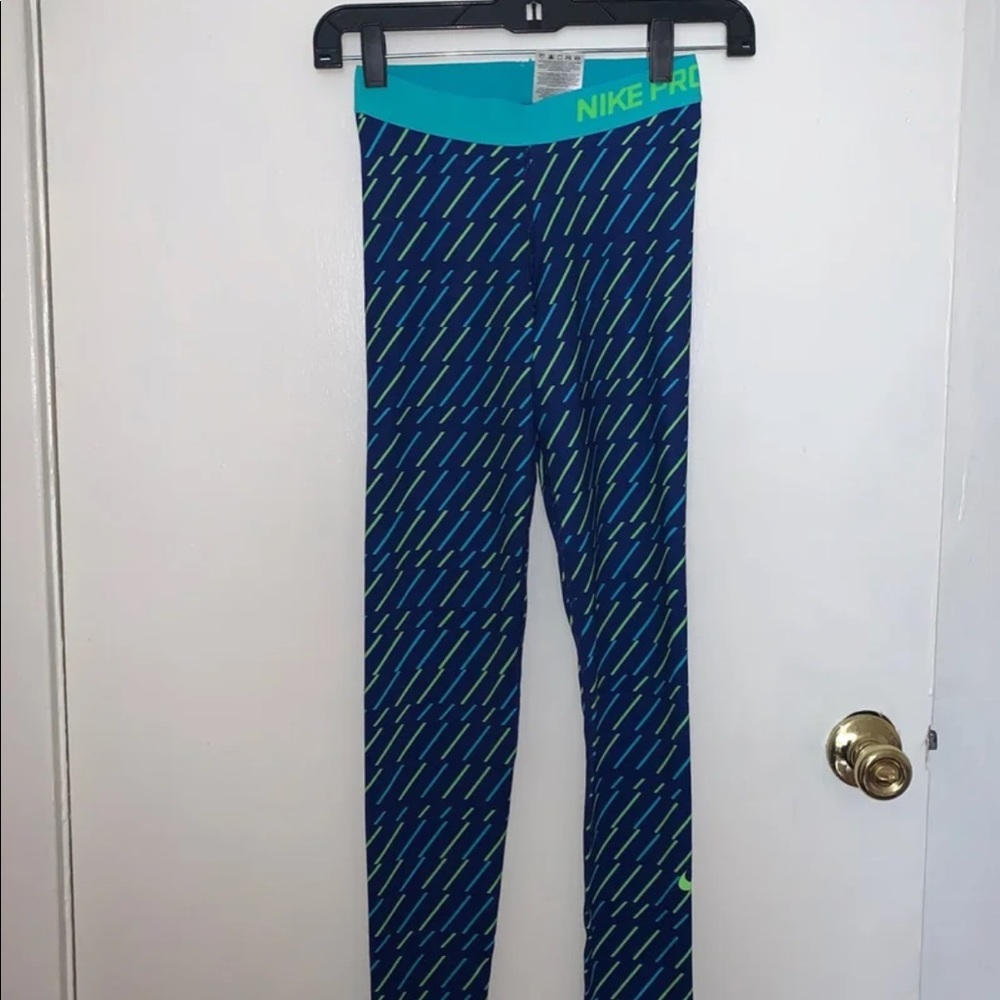 Nike leggings